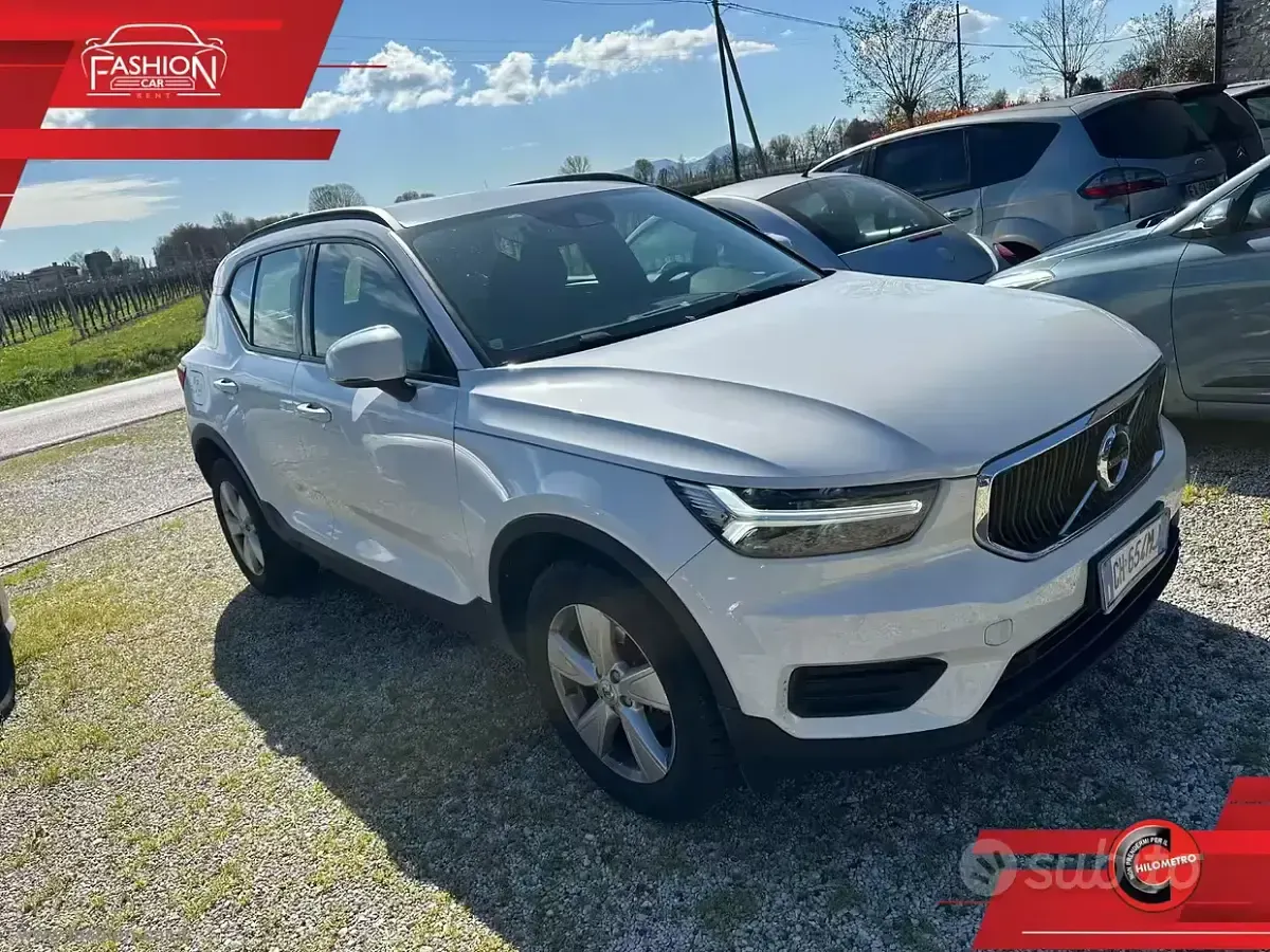 Gebraucht Volvo XC40 Core 129 PS (94 kW) 2022 Weiß SUV