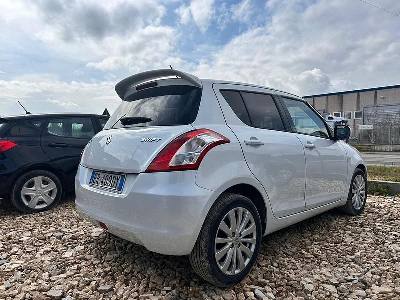 Usata Suzuki Swift GL 75 CV (55 kW) 2013 Bianco Utilitaria