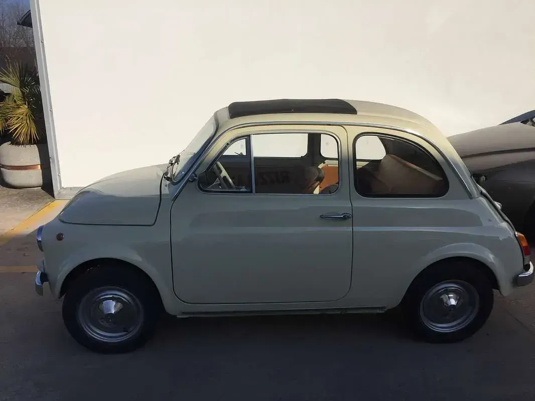 Usata Fiat 500 18 CV (13 kW) 1968 Bianco Utilitaria