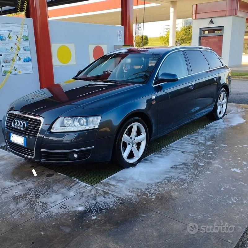 Usata 2006 Audi A6 Tre volumi | 3700 € (Buon prezzo) - Immagine 1/4