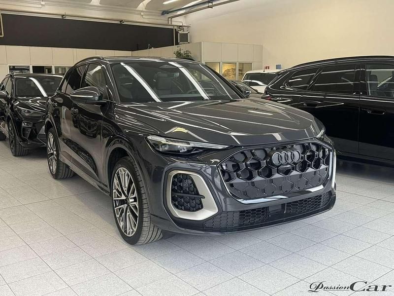 Usata Audi Q5 S-Line 204 CV (150 kW) 2025 Grigio SUV
