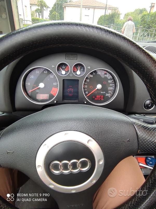 Usata Audi TT 179 CV (131 kW) 2004 Blu Coupé