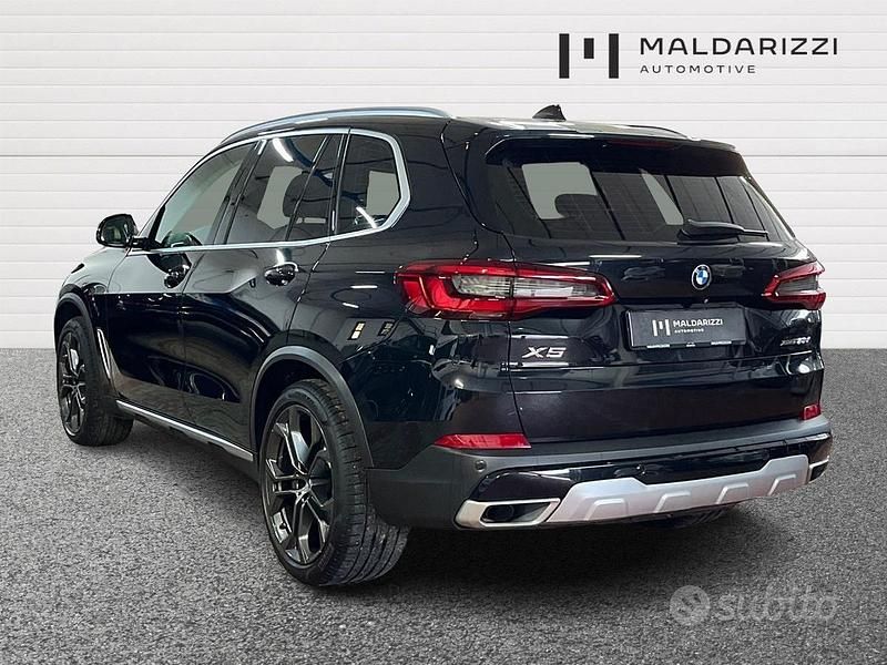 Usata BMW X5 xLine 265 CV (194 kW) 2021 Nero SUV