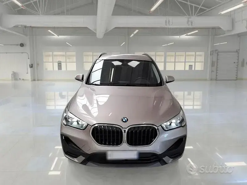 Usata BMW X1 150 CV (110 kW) 2021 Grigio SUV