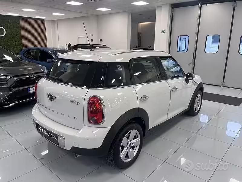Usata Mini One D Countryman 90 CV (66 kW) 2016 Bianco SUV