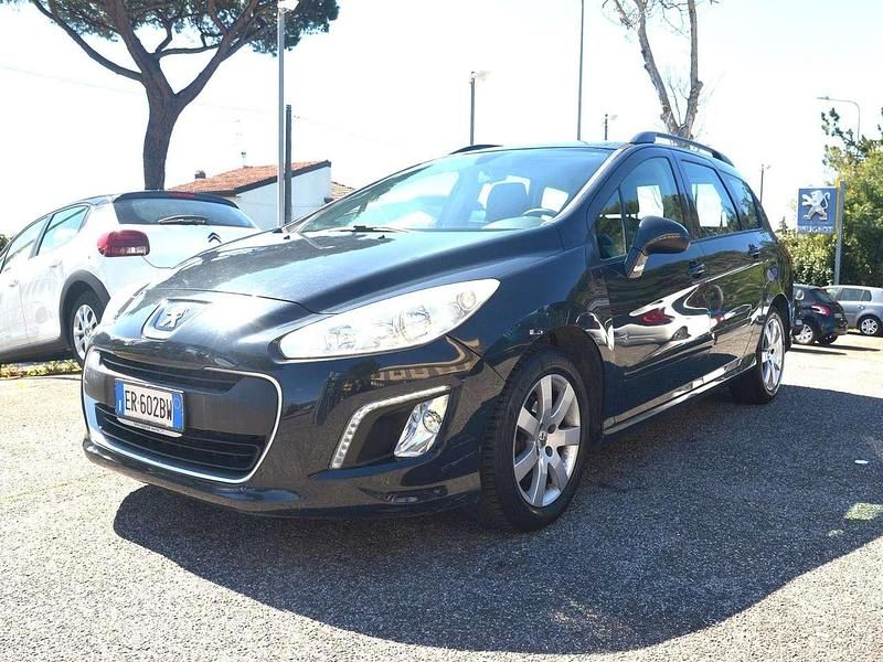 Usata Peugeot 308 SW Business-Line 92 CV (67 kW) 2013 Nero Station wagon