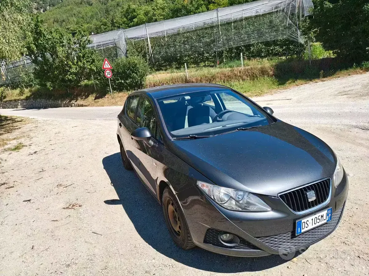 Usata Seat Ibiza 69 CV (50 kW) 2008 Berlina
