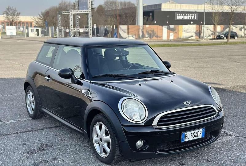 Usata Mini ONE 75 CV (55 kW) 2010 Utilitaria