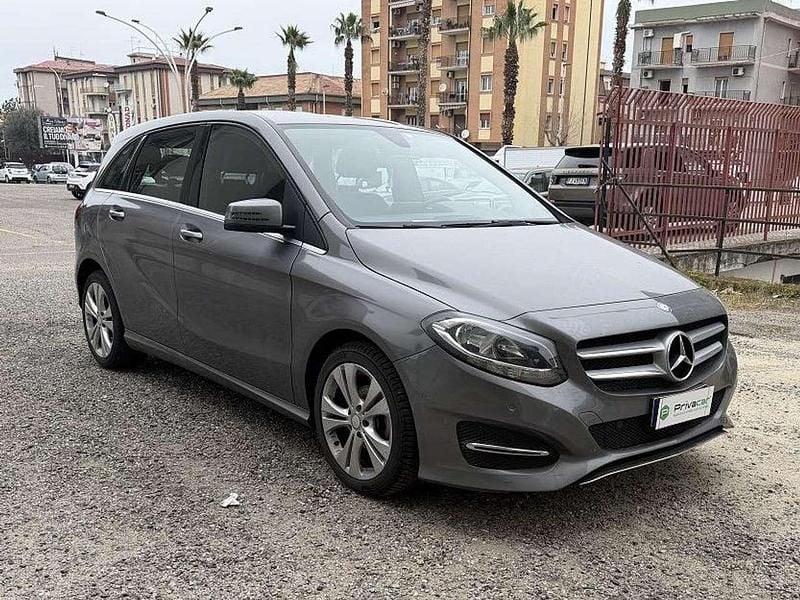 Occasion Mercedes B180 Premium 109 PK (80 kW) 2016 Grijs MPV