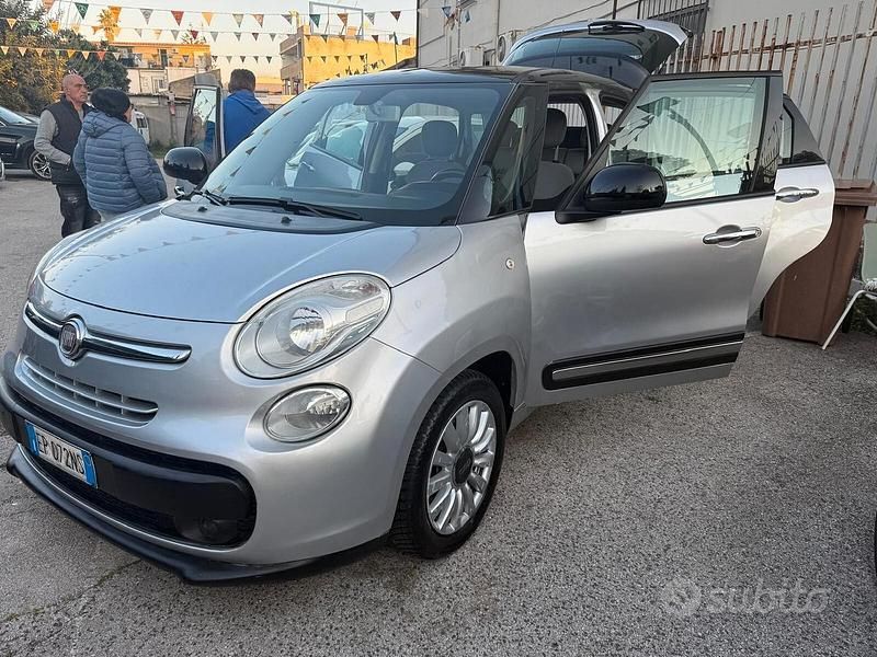 Usata Fiat 500L Lounge 85 CV (62 kW) 2012 Grigio Monovolume