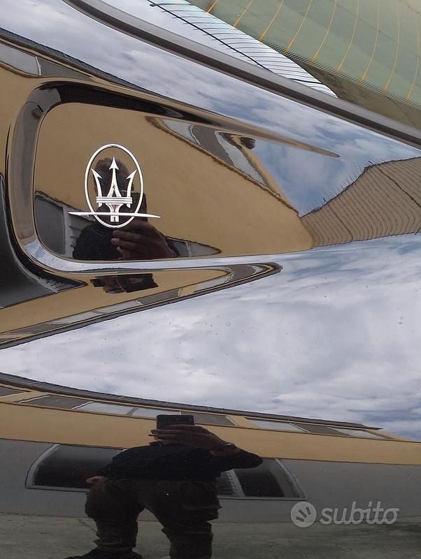 Usata Maserati GranSport 400 CV (294 kW) 2007 Blu Coupé