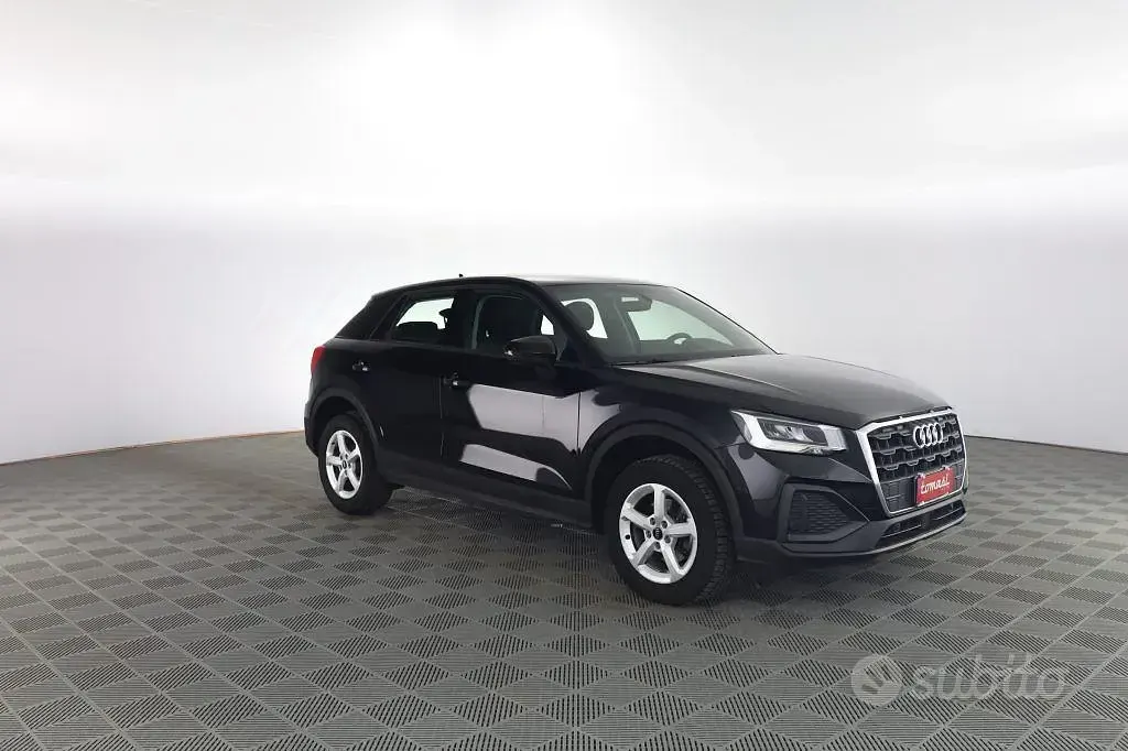 Begagnad Audi Q2 Business 150 HK (110 kW) 2023 Svart SUV