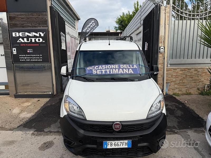 Usata Fiat Doblò 120 CV (88 kW) 2015 Bianco Monovolume