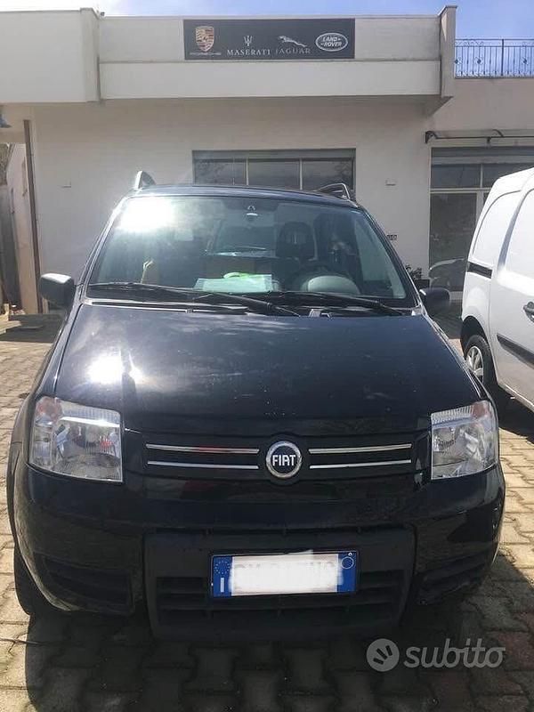 Nero Usata 2007 Fiat Panda 4x4 Climbing Due volumi | 7900 € (Buon prezzo) - Immagine 1/4