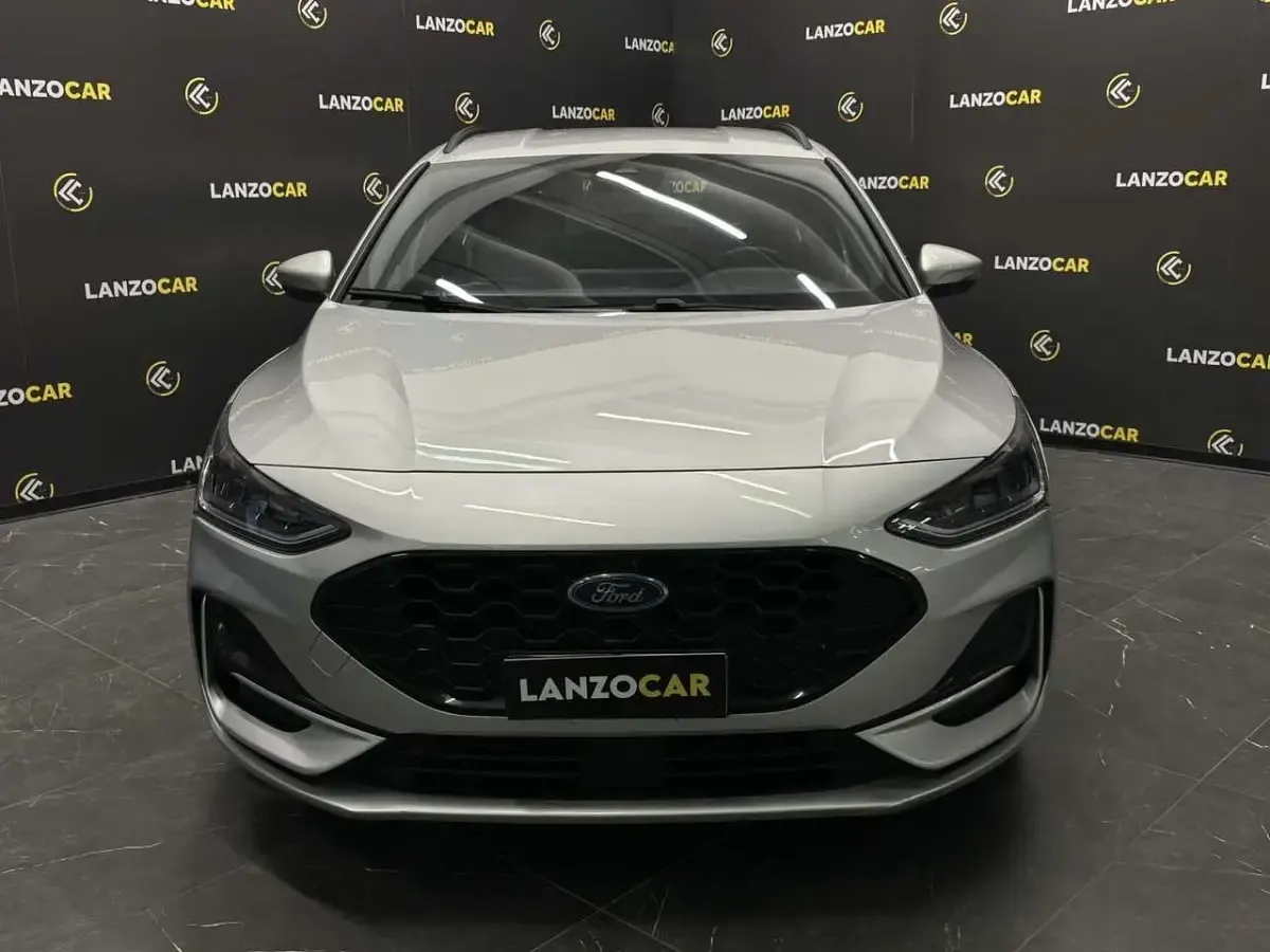 Usata Ford Focus ST-Line 155 CV (114 kW) 2023 Argento Station wagon