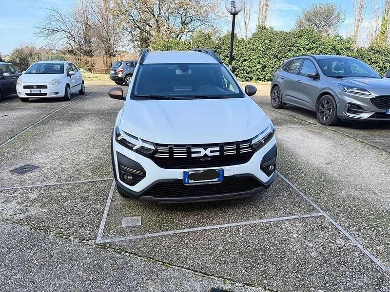 Bianco Usata 2024 Dacia Jogger Extreme Monovolume | 18.000 € (Buon prezzo) - Immagine 1/4