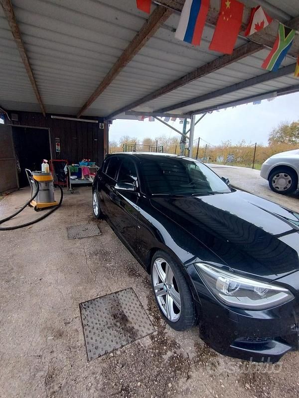 Nero Usata 2015 BMW 125 M Sport Due volumi | 14.500 € - Immagine 1/4