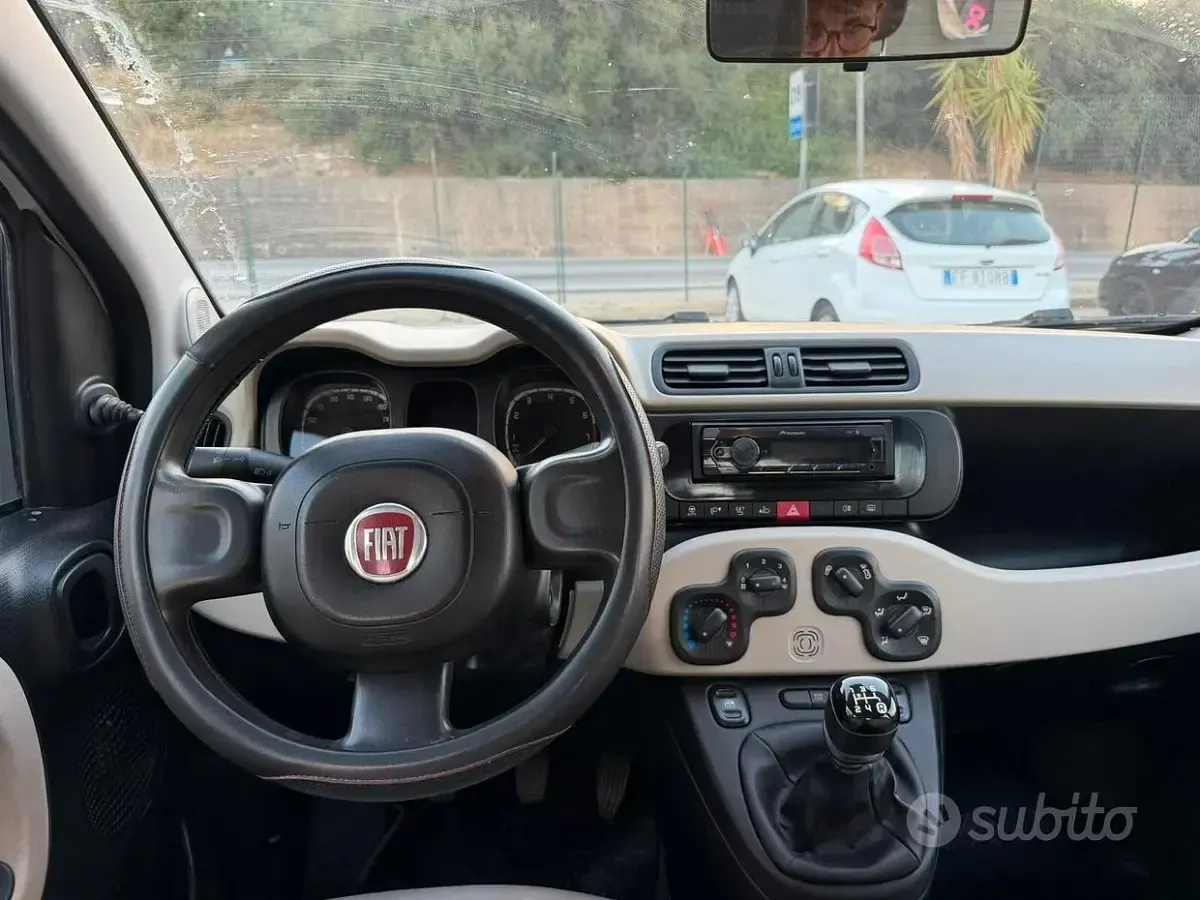 Usata Fiat Panda Pop 69 CV (50 kW) 2016 Bianco Utilitaria