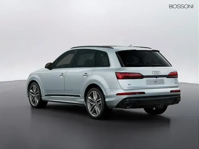 Usata Audi Q7 S-Line 286 CV (210 kW) 2024 Grigio SUV