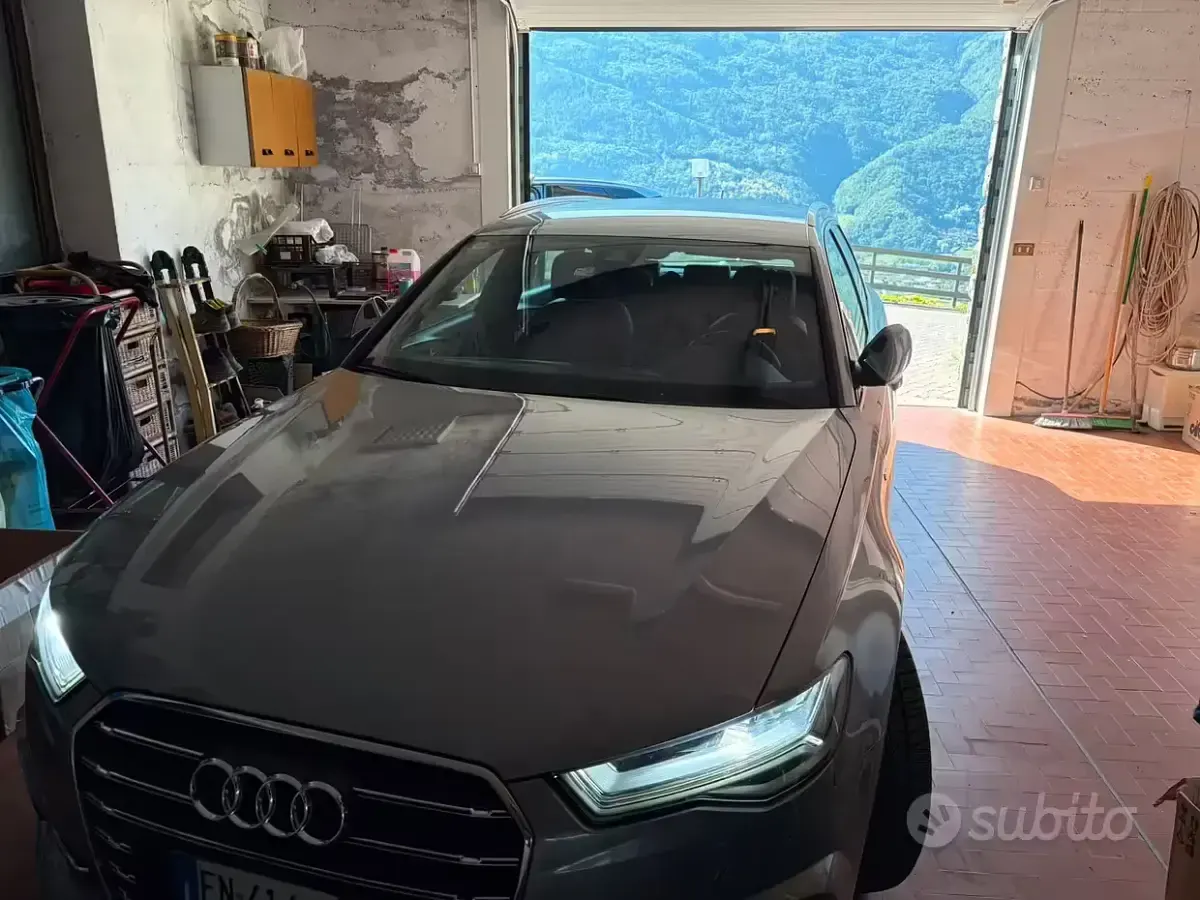 Usata Audi A6 190 CV (139 kW) 2018 Grigio Station wagon
