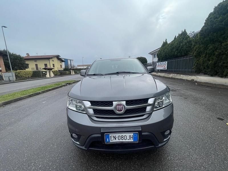 Usata Fiat Freemont Urban 170 CV (125 kW) 2012 Argento SUV