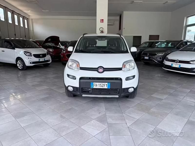 Usata Fiat Panda Cross Cross 85 CV (62 kW) 2017 Bianco Utilitaria