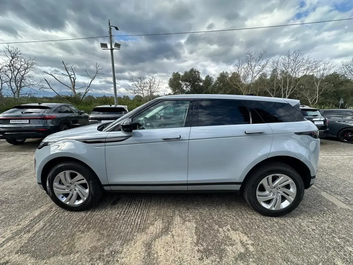 Gebraucht Land Rover Range Rover evoque HSE Dynamic 163 PS (119 kW) 2024 Grau SUV