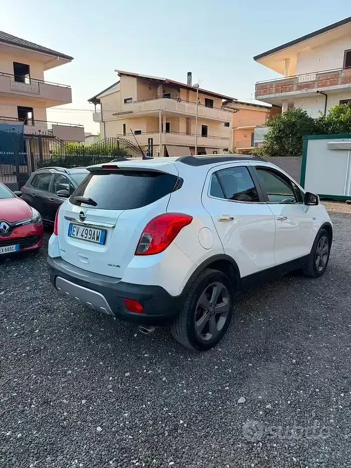Usata Opel Mokka Cosmo 140 CV (102 kW) 2016 Bianco SUV