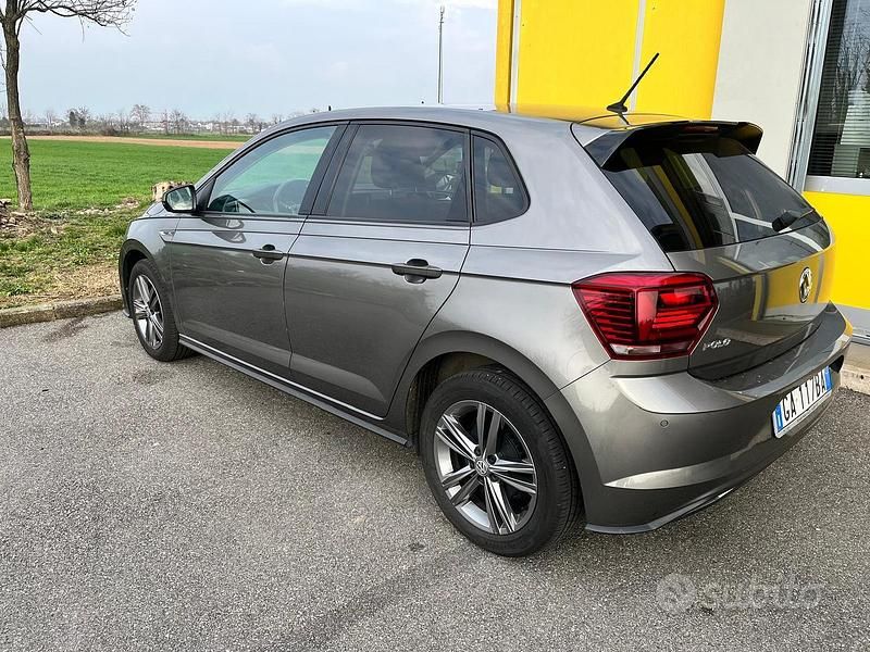 Usata VW Polo 2020 Grigio Utilitaria