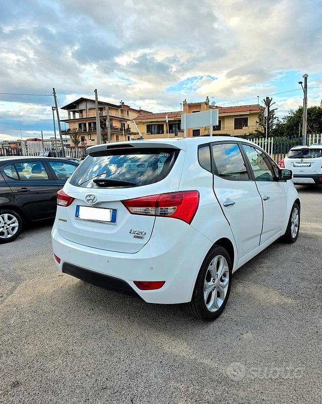 Usata Hyundai ix20 Style 90 CV (66 kW) 2011 Bianco Utilitaria