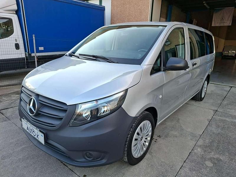 Usata Mercedes Vito 190 CV (139 kW) 2021 Grigio Furgone