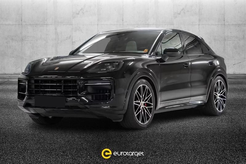 Usata Porsche Cayenne 475 CV (349 kW) 2023 Nero metallizzato SUV