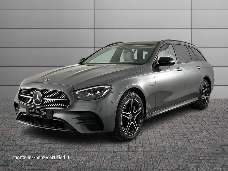 Usata Mercedes 300 Premium 194 CV (142 kW) 2021 Argento Station wagon