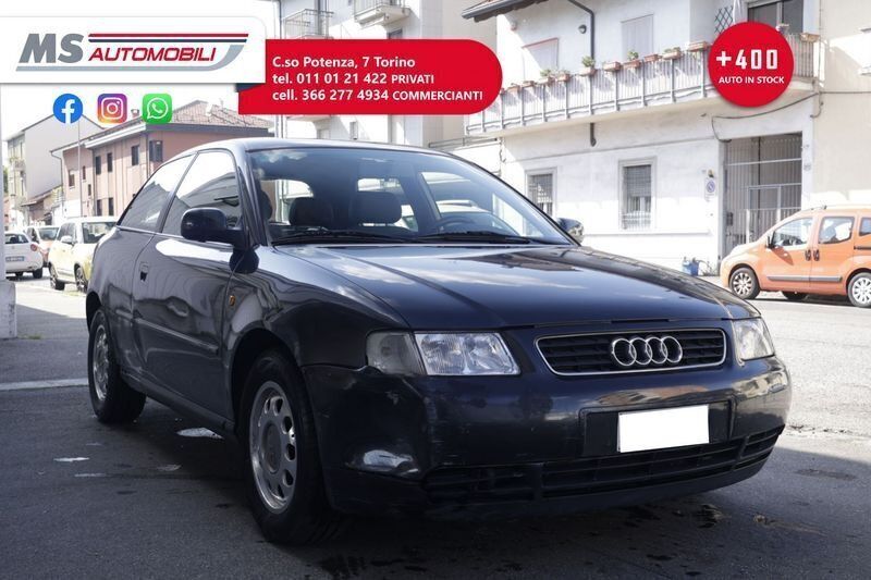 Antracite Usata 1998 Audi A3 Ambiente Due volumi | 2500 € (Buon prezzo) - Immagine 1/4