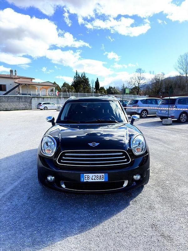 Usata Mini One Countryman 90 CV (66 kW) 2011 Nero SUV