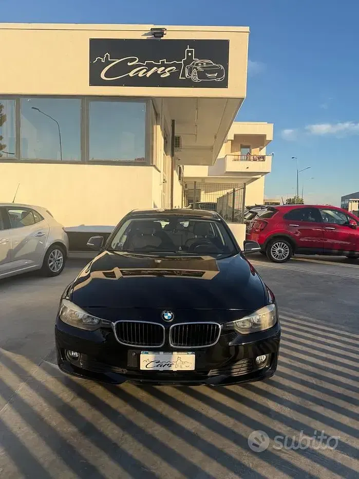 Usata BMW 316 Sport Line 116 CV (85 kW) 2013 Bluazzurro Station wagon