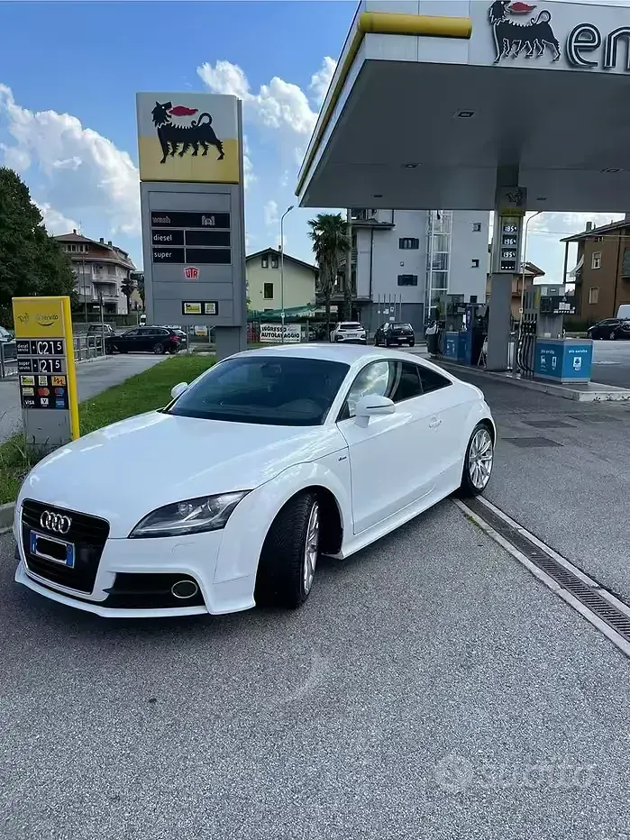 Usata Audi TT 160 CV (117 kW) 2011 Bianco Coupé