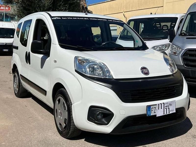 Usata Fiat Qubo Trekking 80 CV (58 kW) 2019 Bianco Monovolume