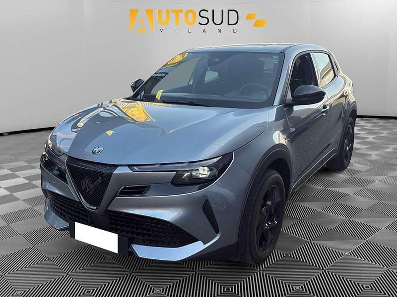 Usata Alfa Romeo Junior 145 CV (106 kW) 2025 Grigio SUV