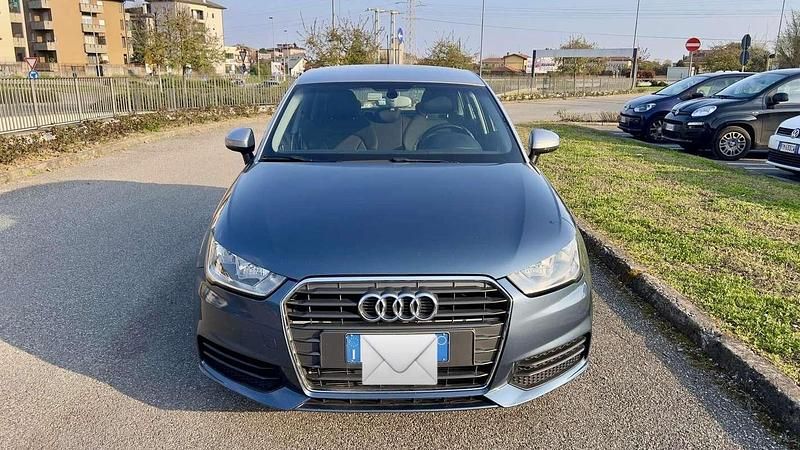 Usata Audi A1 Sportback Sport 90 CV (66 kW) 2015 Utilitaria