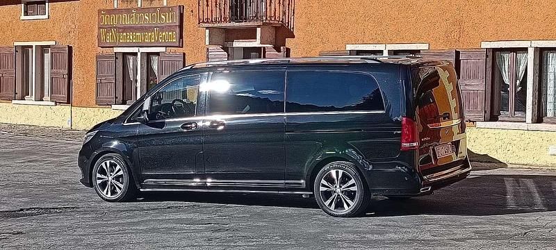 Usata Mercedes V250 Exclusive 190 CV (139 kW) 2017 Nero Monovolume