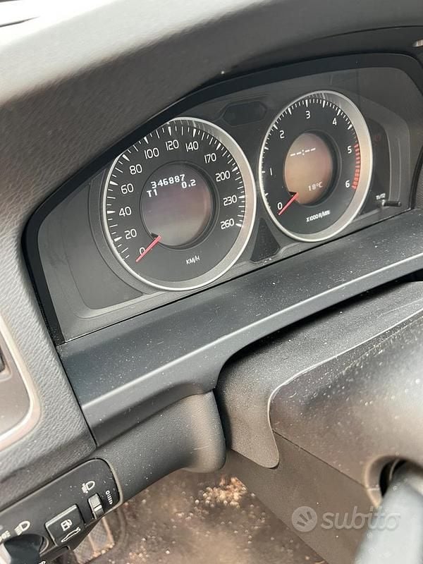 Usata Volvo V60 114 CV (83 kW) 2011 Blu Station wagon