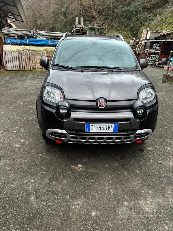 Usata 2023 Fiat Panda Cross Cross Due volumi | 18.500 € - Immagine 1/4