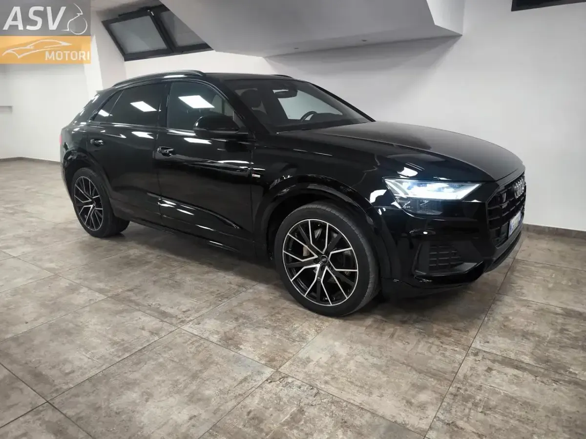 Usata Audi Q8 Sport 285 CV (209 kW) 2019 Nero SUV