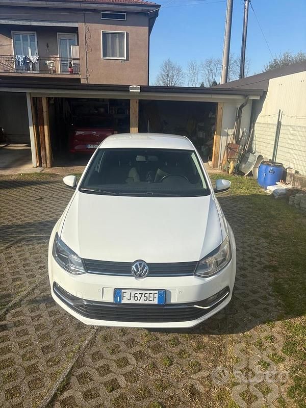 Usata VW Polo Comfortline 75 CV (55 kW) 2017 Bianco Berlina