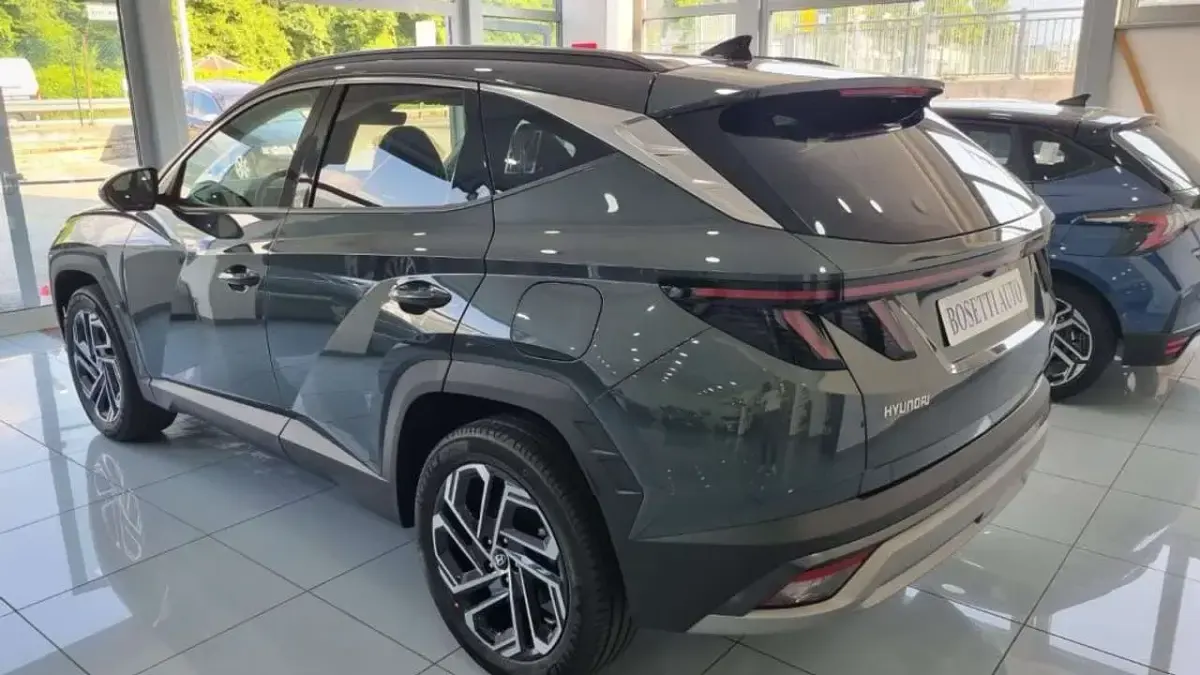 Nuova Hyundai Tucson 179 CV (131 kW) 2026 Verde SUV