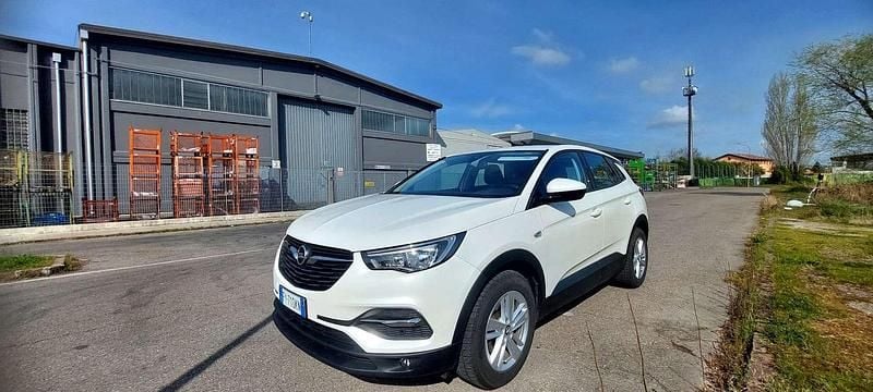 Usata Opel Grandland X Business 131 CV (96 kW) 2019 SUV