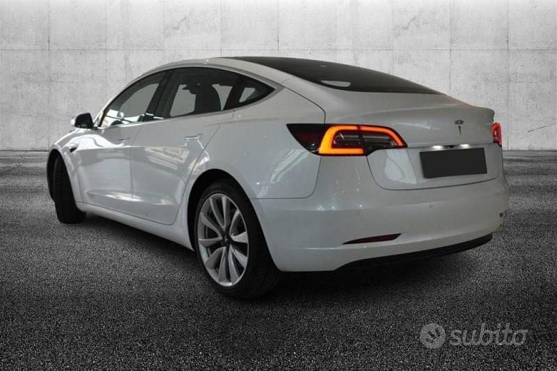Usata Tesla Model 3 Standard Range 239 kW (325 CV) 2019 Bianco Berlina