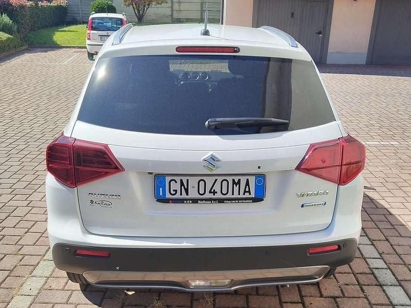 Usata Suzuki Vitara Cool 129 CV (94 kW) 2023 Bianco SUV