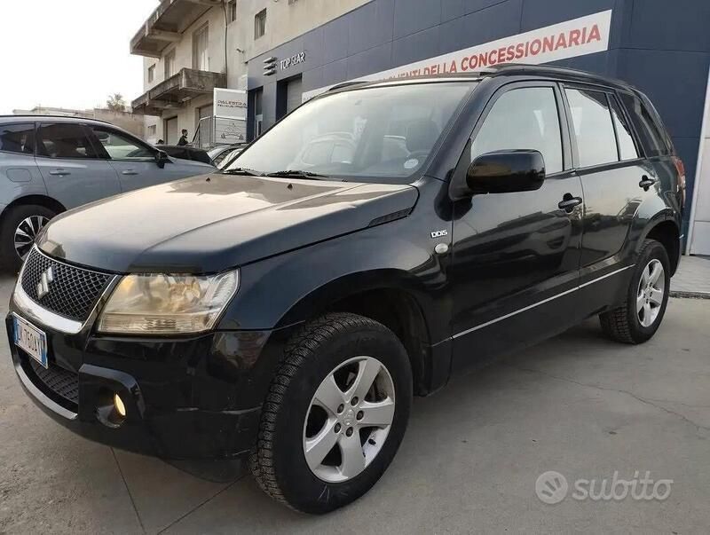 Usata Suzuki Grand Vitara 129 CV (94 kW) 2007 Nero SUV